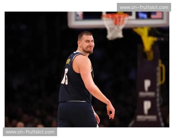 交易截止日一夜22名球员离队 联盟格局迎来新洗牌 交易截止日一夜22名球员离队 联盟格局迎来新洗牌