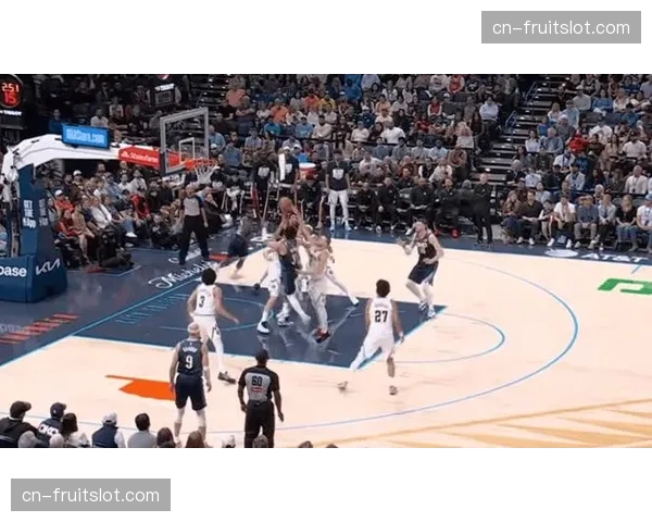 麦凯恩比赛阅读能力进步 雷霆年轻后卫成长轨迹符合预期